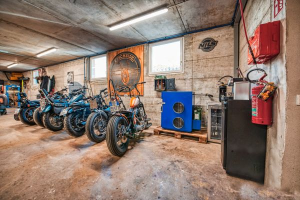 Fahrradwerkstatt mit Puls-air Heizgerät