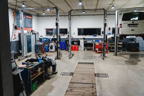 Reifen- und Kfz-Werkstatt mit Puls-air